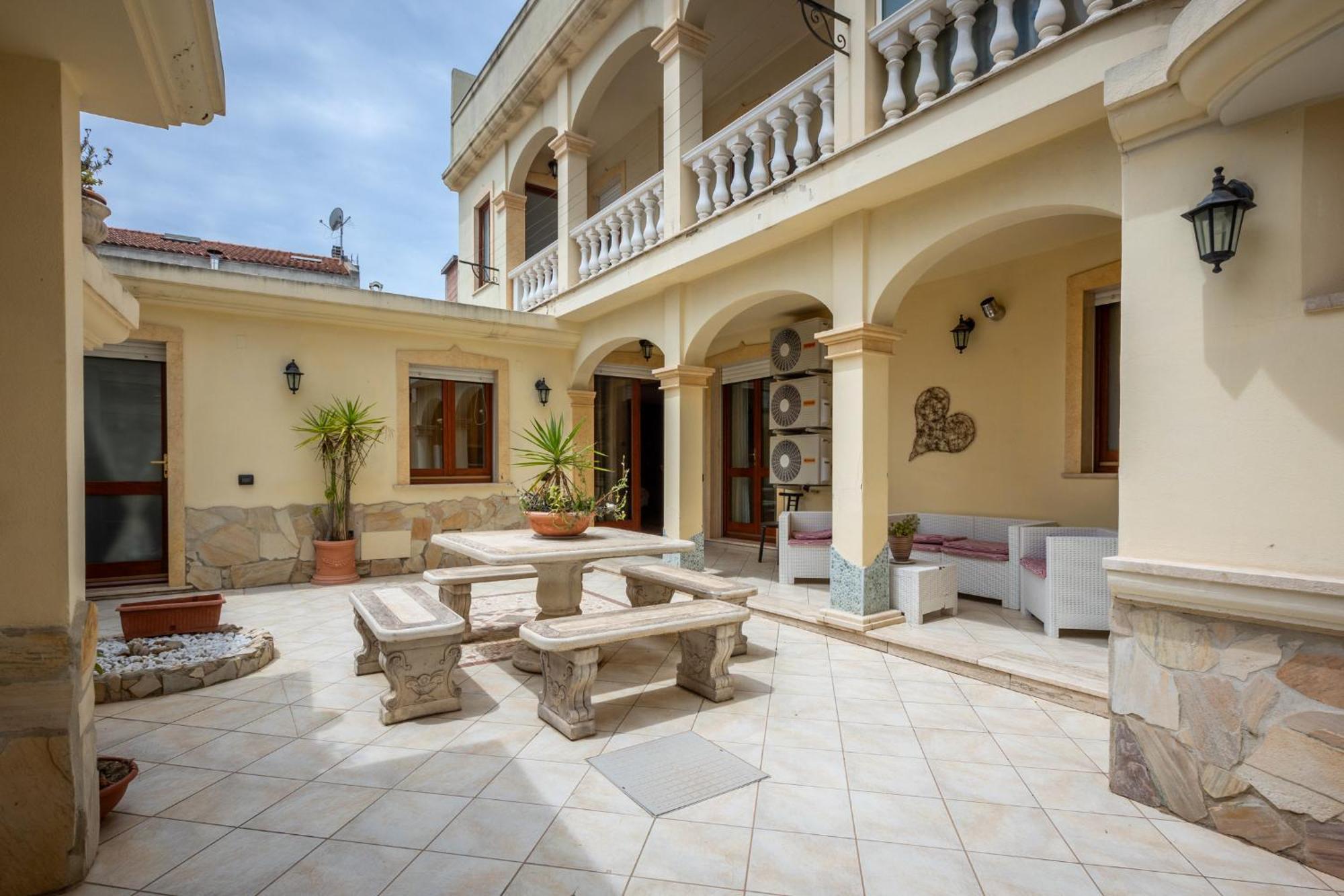 Appartamento La Casa Di Tonina Quartu SantʼElena Esterno foto